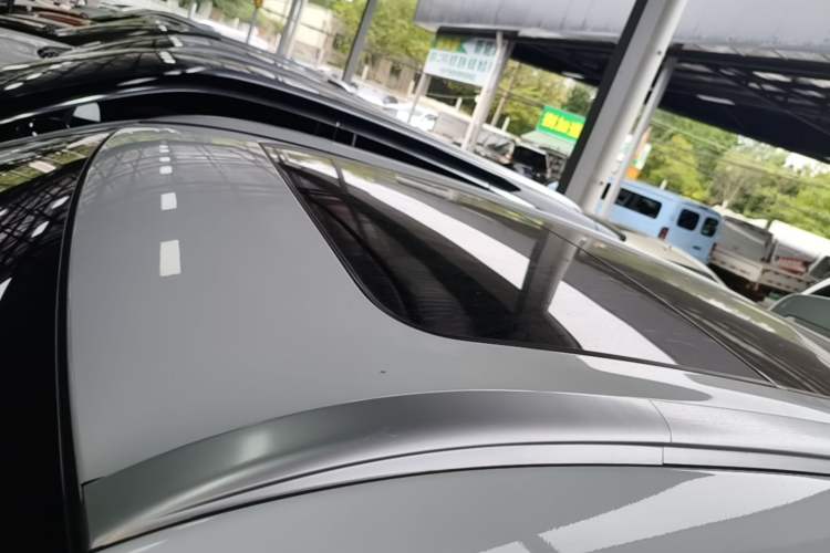 Used Geely Auto Emgrand X7 Sport 2016 1.8TD Automatic Smart Model Roof