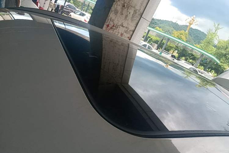 Used Geely Auto Emgrand X7 Sport 2016 2.0L Manual ZhiShang Version Roof