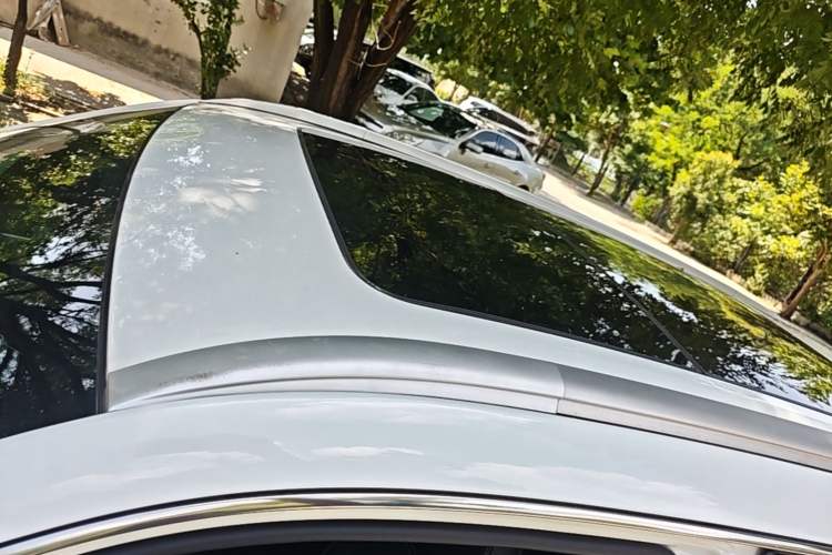 Used Geely Auto Emgrand X7 Sport 2016 2.0L Manual ZhiShang Version Roof