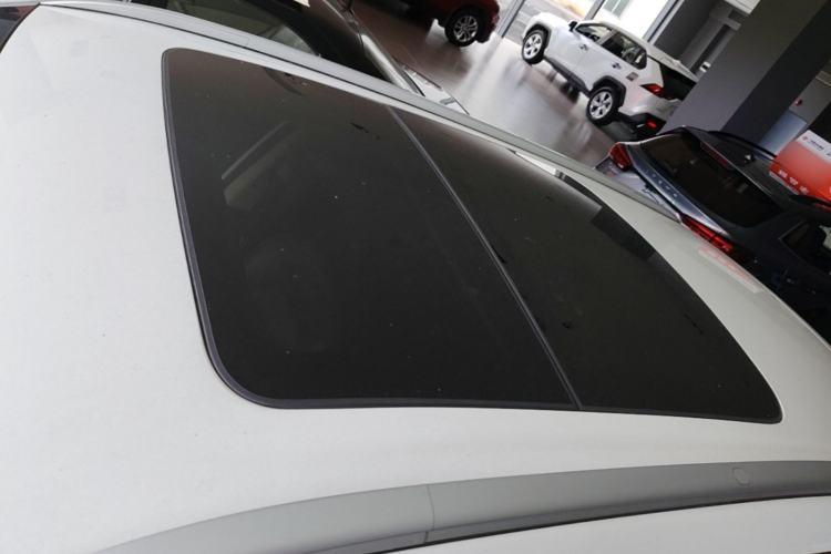 Used Geely Auto Emgrand X7 Sport 2016 1.8TD Automatic Smart Model Roof