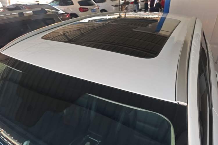 Used Geely Auto Emgrand X7 Sport 2016 1.8TD Automatic Smart Model Roof