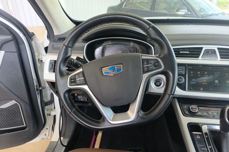 Used Geely Auto Emgrand X7 Sport 2016 1.8TD Automatic ZhiZun Version Steering Wheel