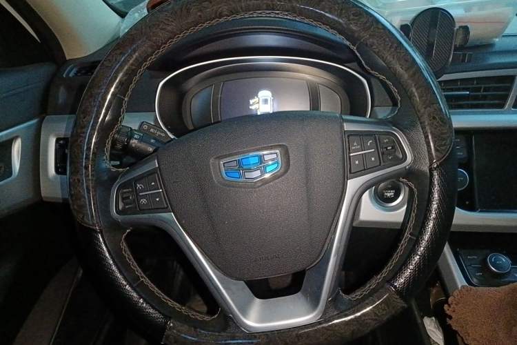 Used Geely Auto Emgrand X7 Sport 2016 1.8TD Automatic Smart Connectivity Version Steering Wheel