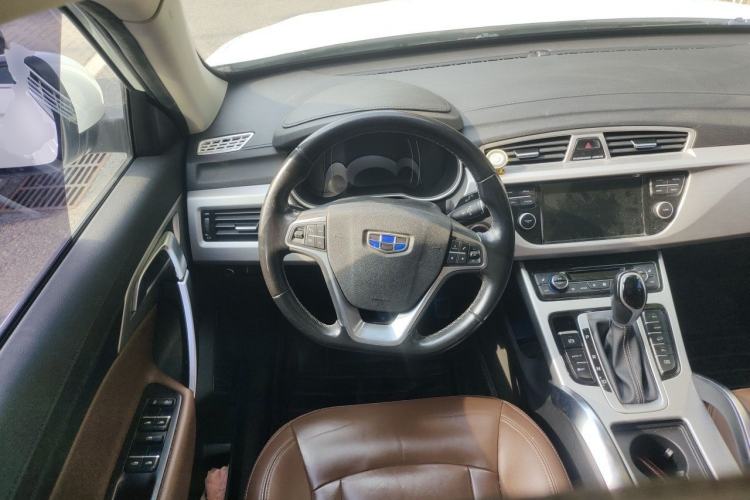 Used Geely Auto Emgrand X7 Sport 2016 1.8TD Automatic All-Wheel-Drive ZhiZun Edition Steering Wheel