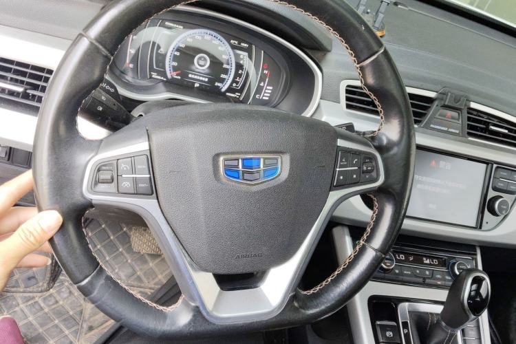 Used Geely Auto Emgrand X7 Sport 2016 1.8TD Automatic All-Wheel-Drive ZhiZun Edition Steering Wheel