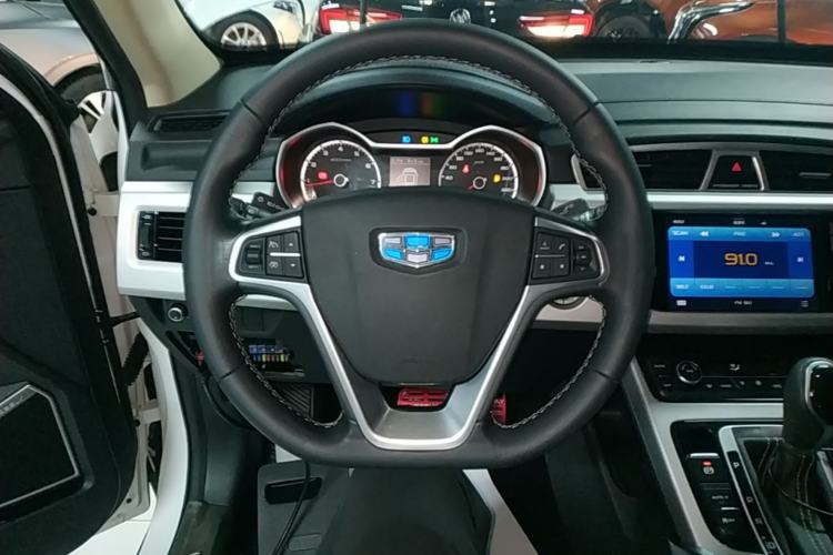 Used Geely Auto Emgrand X7 Sport 2016 1.8TD Automatic ZhiShang Model Steering Wheel