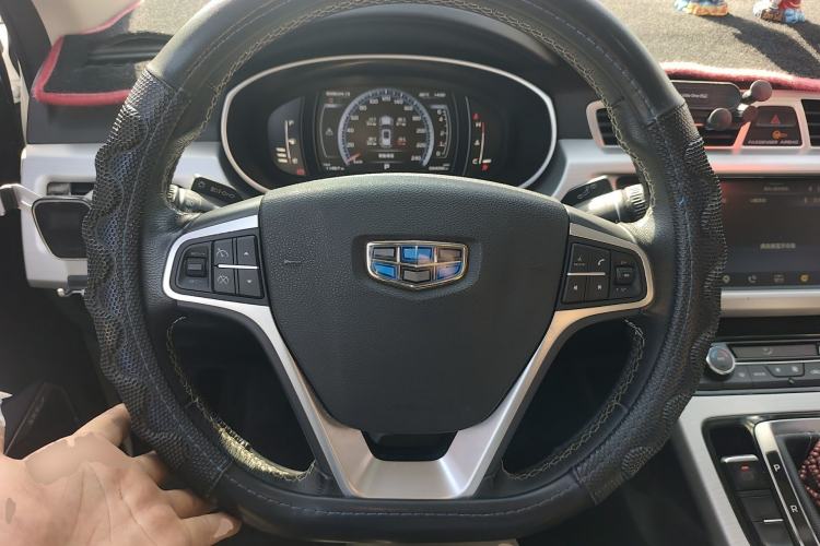 Used Geely Auto Emgrand X7 Sport 2016 1.8TD Automatic Smart Connectivity Version Steering Wheel