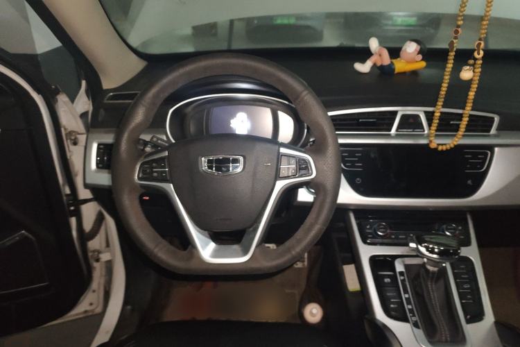 Used Geely Auto Emgrand X7 Sport 2016 1.8TD Automatic Smart Model Steering Wheel