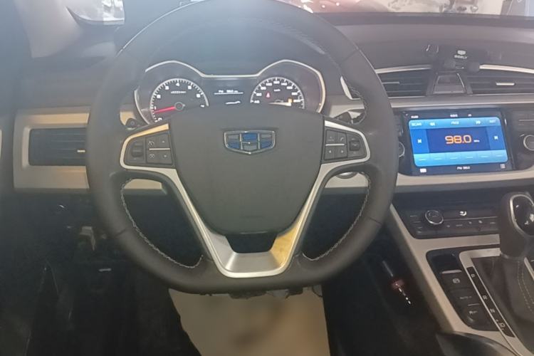 Used Geely Auto Emgrand X7 Sport 2016 1.8TD Automatic ZhiShang Model Steering Wheel