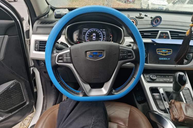 Used Geely Auto Emgrand X7 Sport 2016 1.8TD Automatic ZhiZun Version Steering Wheel