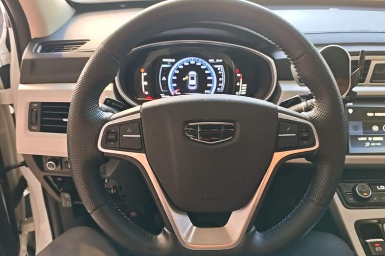 Used Geely Auto Emgrand X7 Sport 2016 2.0L Manual Smart Connect Version Steering Wheel