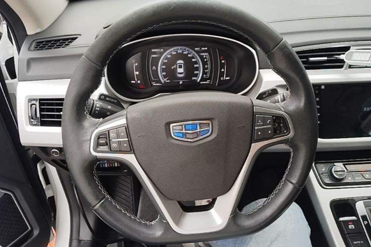 Used Geely Auto Emgrand X7 Sport 2016 1.8TD Automatic Smart Model Steering Wheel