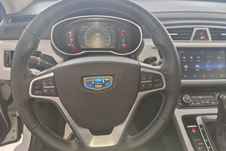 Used Geely Auto Emgrand X7 Sport 2016 1.8TD Automatic Smart Connectivity Version Steering Wheel