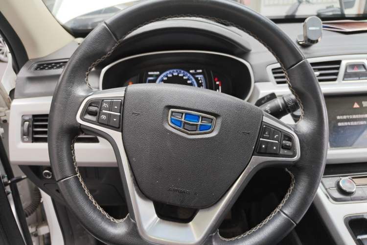 Used Geely Auto Emgrand X7 Sport 2016 1.8TD Automatic Smart Connectivity Version Steering Wheel