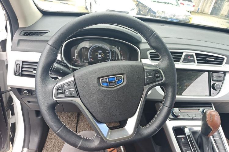 Used Geely Auto Emgrand X7 Sport 2016 1.8TD Automatic Smart Model Steering Wheel