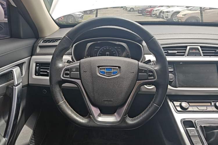 Used Geely Auto Emgrand X7 Sport 2016 2.0L Manual Smart Connect Version Steering Wheel