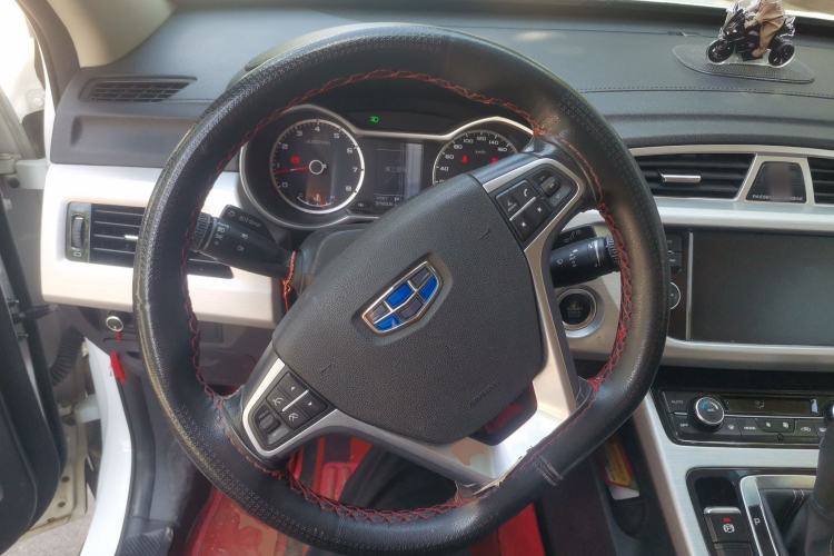 Used Geely Auto Emgrand X7 Sport 2016 1.8TD Automatic ZhiShang Model Steering Wheel