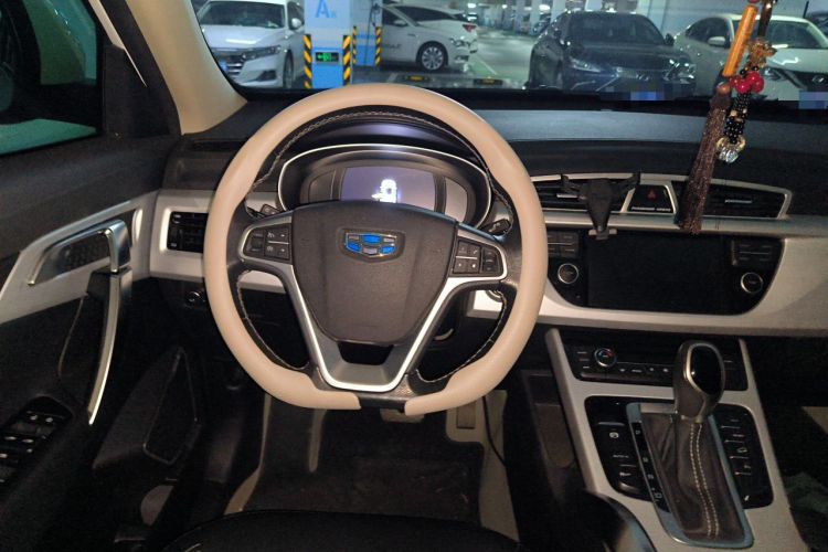 Used Geely Auto Emgrand X7 Sport 2016 1.8TD Automatic Smart Connectivity Version Steering Wheel