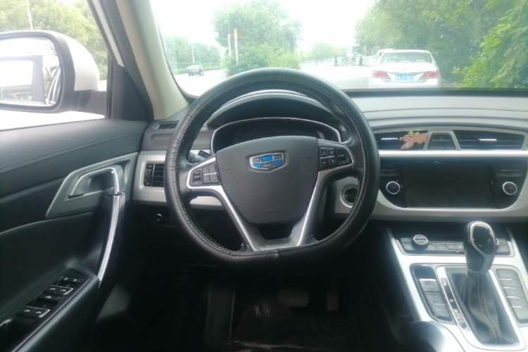 Used Geely Auto Emgrand X7 Sport 2016 1.8TD Automatic Smart Model Steering Wheel