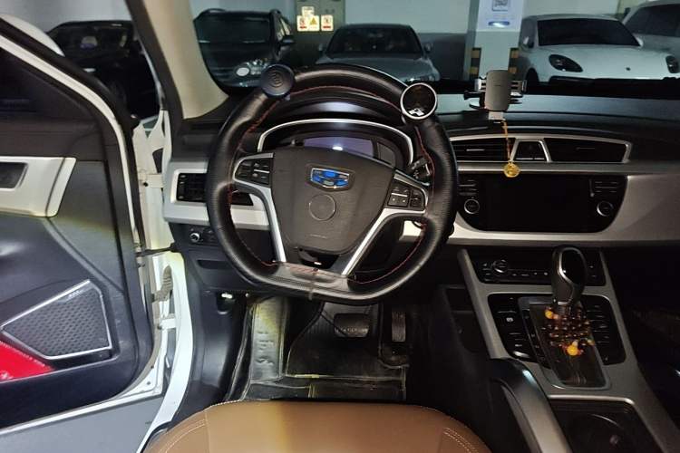 Used Geely Auto Emgrand X7 Sport 2016 1.8TD Automatic ZhiZun Version Steering Wheel