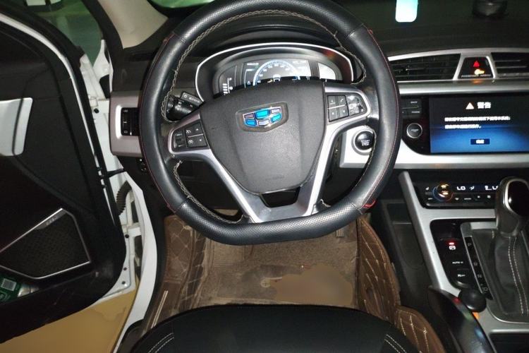 Used Geely Auto Emgrand X7 Sport 2016 1.8TD Automatic Smart Model Steering Wheel