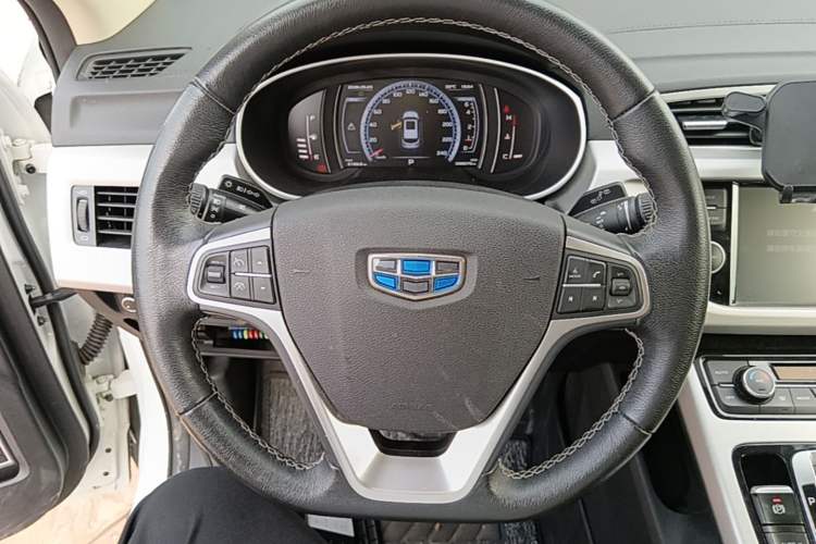 Used Geely Auto Emgrand X7 Sport 2016 1.8TD Automatic Smart Connectivity Version Steering Wheel
