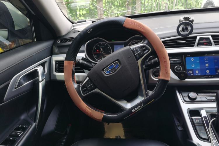 Used Geely Auto Emgrand X7 Sport 2016 1.8TD Automatic ZhiShang Model Steering Wheel