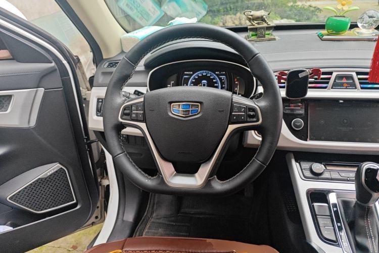 Used Geely Auto Emgrand X7 Sport 2016 1.8TD Automatic ZhiShang Model Steering Wheel