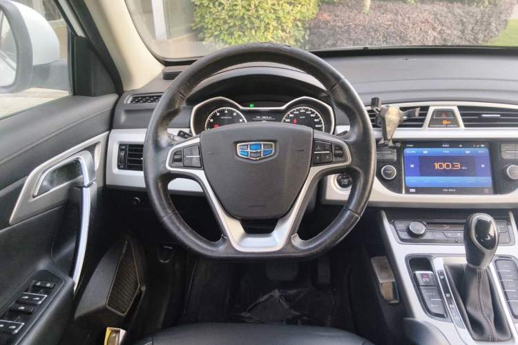 Used Geely Auto Emgrand X7 Sport 2016 1.8TD Automatic ZhiShang Model Steering Wheel