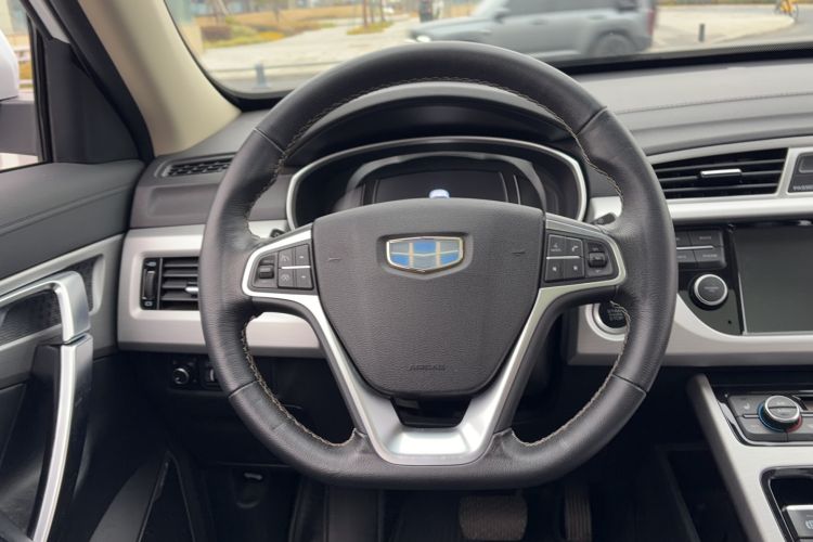 Used Geely Auto Emgrand X7 Sport 2016 1.8TD Automatic Smart Model Steering Wheel