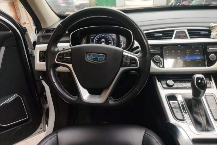 Used Geely Auto Emgrand X7 Sport 2016 1.8TD Automatic ZhiShang Model Steering Wheel