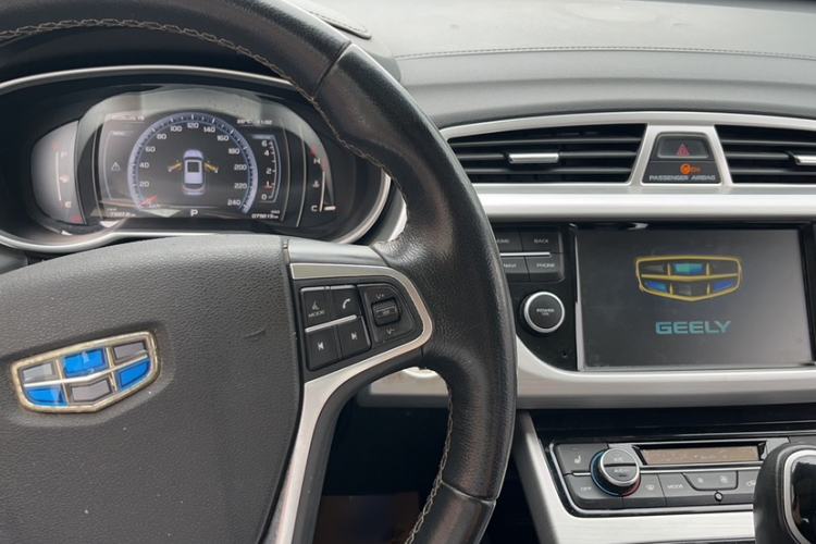 Used Geely Auto Emgrand X7 Sport 2016 1.8TD Automatic Smart Model Steering Wheel