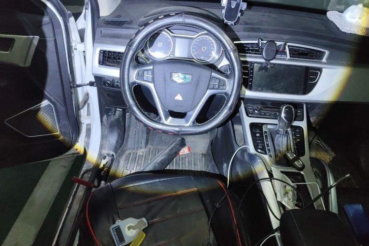Used Geely Auto Emgrand X7 Sport 2016 1.8TD Automatic ZhiShang Model Steering Wheel
