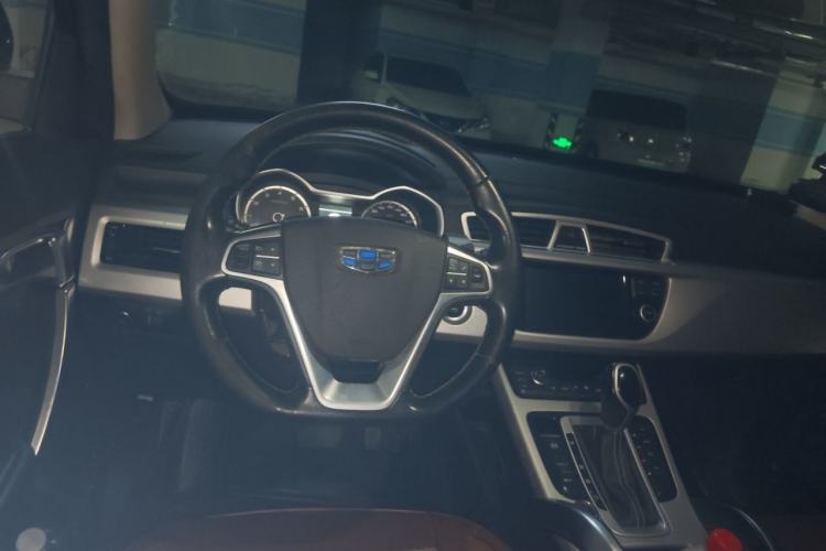 Used Geely Auto Emgrand X7 Sport 2016 1.8TD Automatic ZhiShang Model Steering Wheel