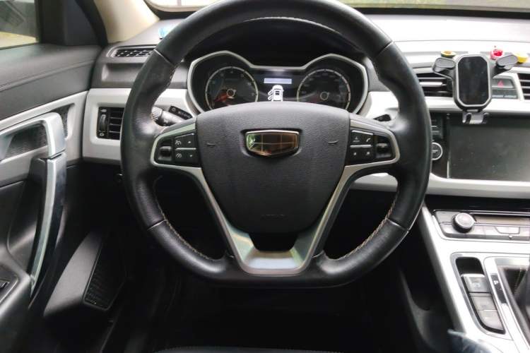 Used Geely Auto Emgrand X7 Sport 2016 1.8TD Automatic ZhiShang Model Steering Wheel