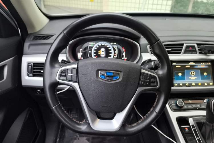 Used Geely Auto Emgrand X7 Sport 2016 1.8TD Automatic ZhiZun Version Steering Wheel
