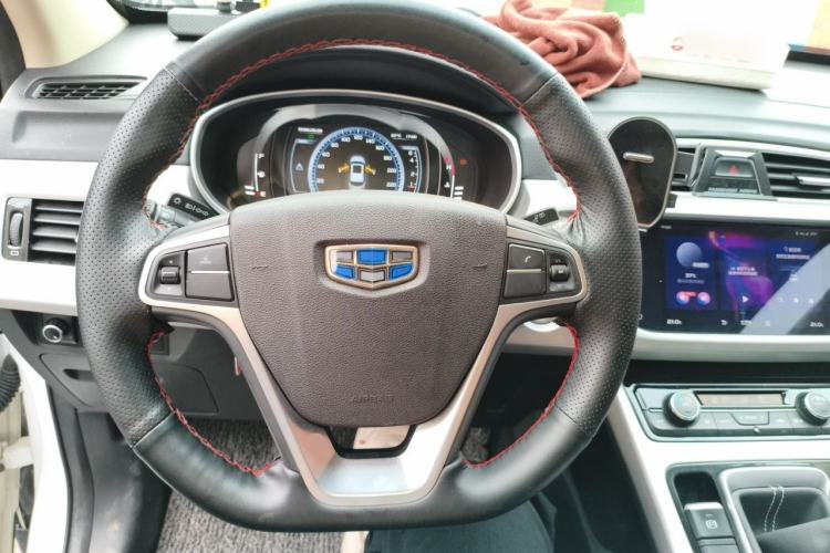 Used Geely Auto Emgrand X7 Sport 2016 2.0L Manual Smart Connect Version Steering Wheel