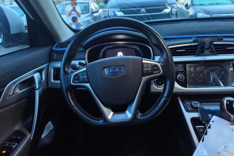 Used Geely Auto Emgrand X7 Sport 2016 1.8TD Automatic All-Wheel Drive Smart Version Steering Wheel