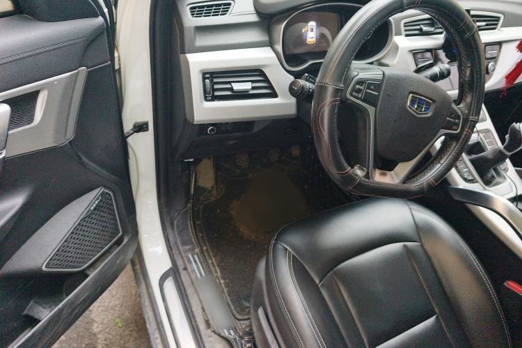 Used Geely Auto Emgrand X7 Sport 2016 2.0L Manual Smart Connect Version Steering Wheel