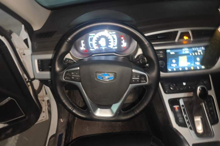 Used Geely Auto Emgrand X7 Sport 2016 1.8TD Automatic Smart Connectivity Version Steering Wheel