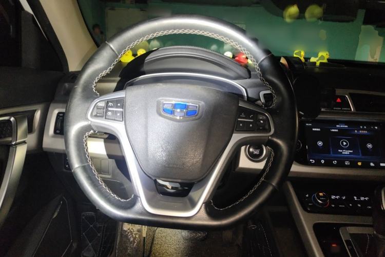 Used Geely Auto Emgrand X7 Sport 2016 1.8TD Automatic Smart Model Steering Wheel