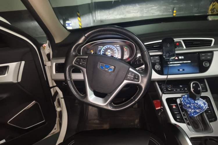 Used Geely Auto Emgrand X7 Sport 2016 1.8TD Automatic Smart Connectivity Version Steering Wheel