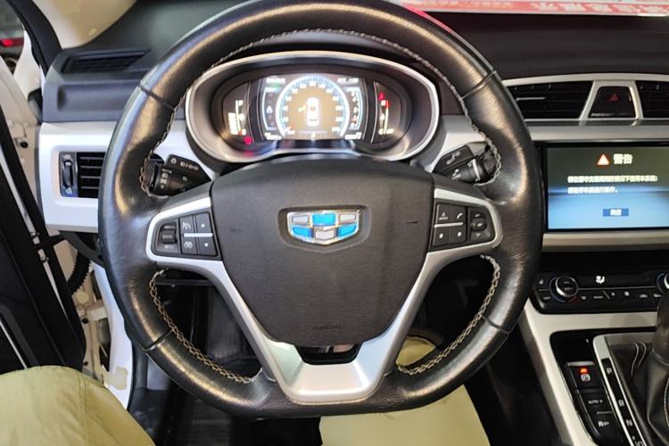 Used Geely Auto Emgrand X7 Sport 2016 1.8TD Automatic Smart Model Steering Wheel