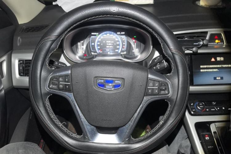 Used Geely Auto Emgrand X7 Sport 2016 1.8TD Automatic Smart Model Steering Wheel
