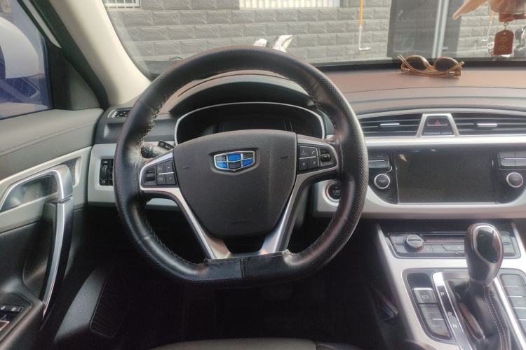 Used Geely Auto Emgrand X7 Sport 2016 1.8TD Automatic Smart Model Steering Wheel