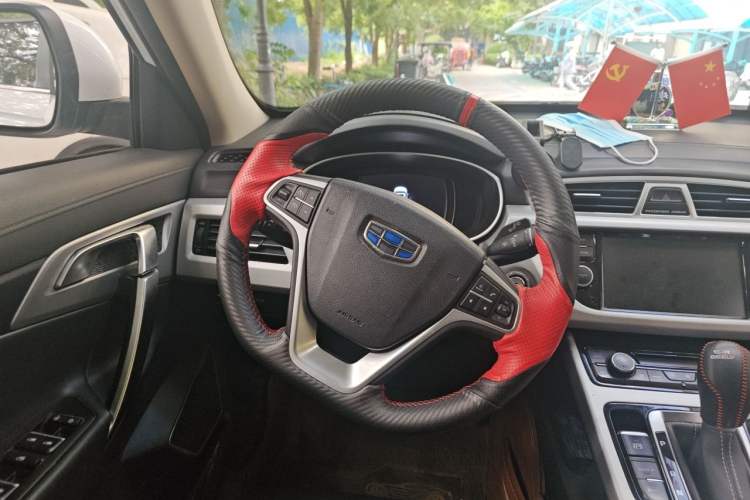 Used Geely Auto Emgrand X7 Sport 2016 1.8TD Automatic ZhiShang Model Steering Wheel