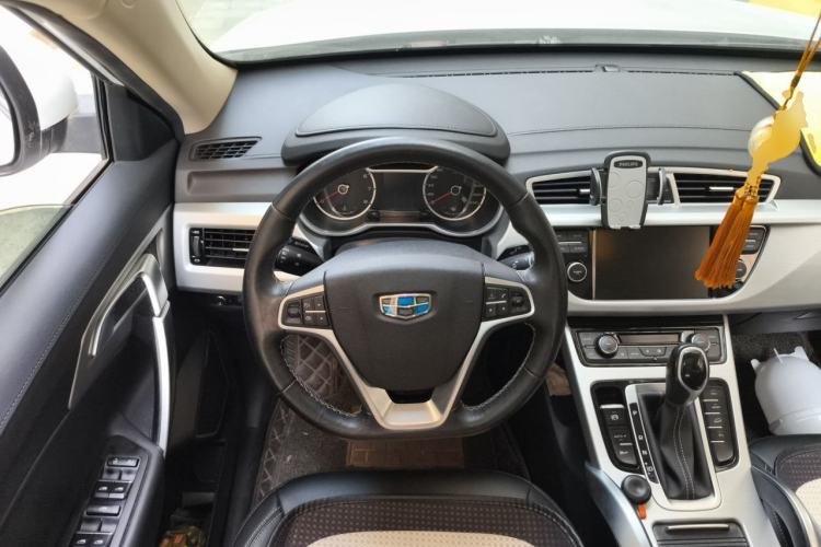 Used Geely Auto Emgrand X7 Sport 2016 1.8TD Automatic ZhiShang Model Steering Wheel