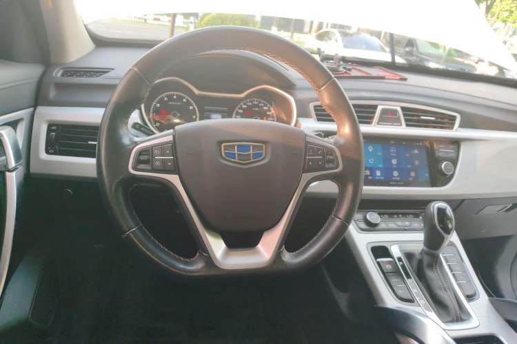 Used Geely Auto Emgrand X7 Sport 2016 1.8TD Automatic Smart Connectivity Version Steering Wheel