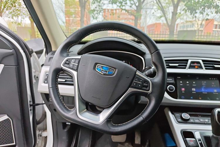 Used Geely Auto Emgrand X7 Sport 2016 1.8TD Automatic Smart Connectivity Version Steering Wheel