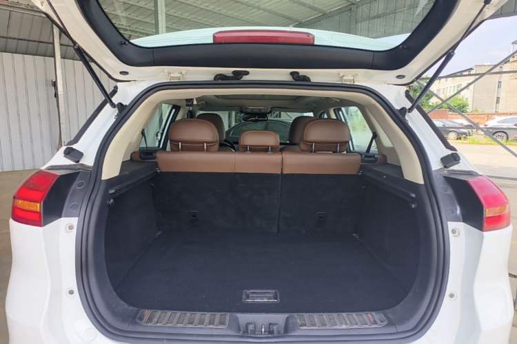 Used Geely Auto Emgrand X7 Sport 2016 1.8TD Automatic ZhiZun Version Trunk